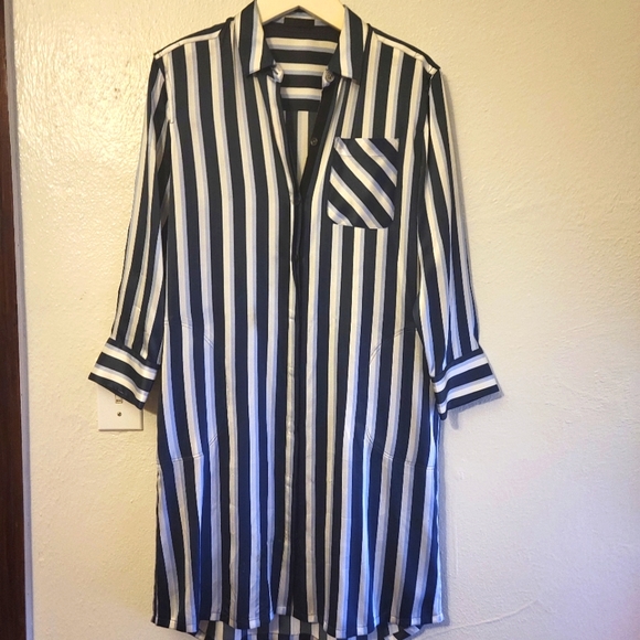 ATM SHIRT DRESS - Picture 2 of 10